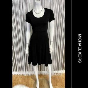 🔻SALE🔻MICHAEL KORS🔹NEW CONDITION